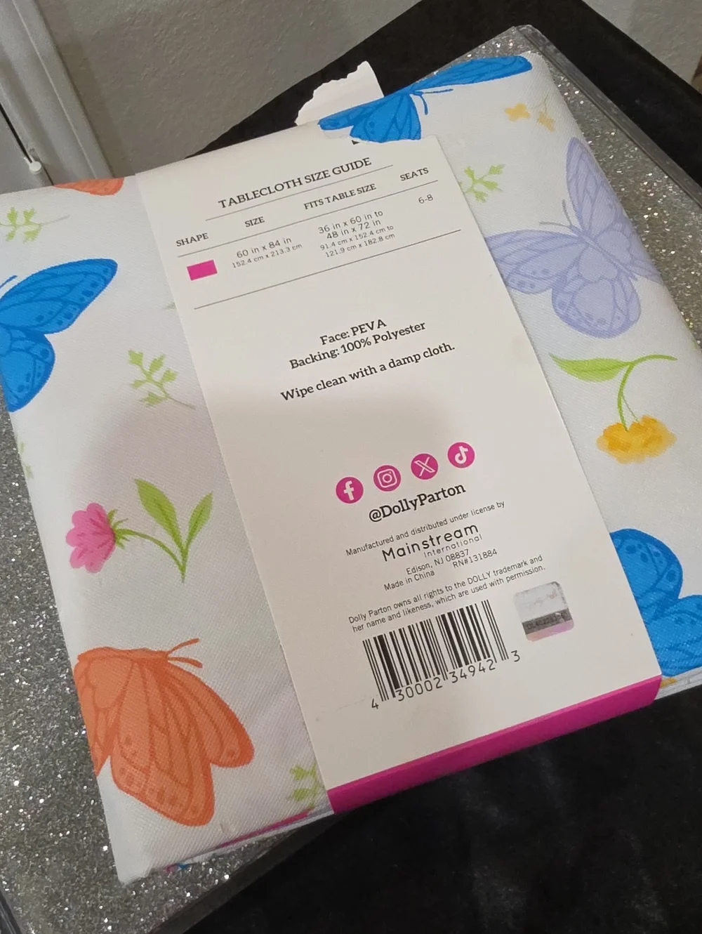 Dolly Parton Butterflies Floral Print PEVA Tablecloth